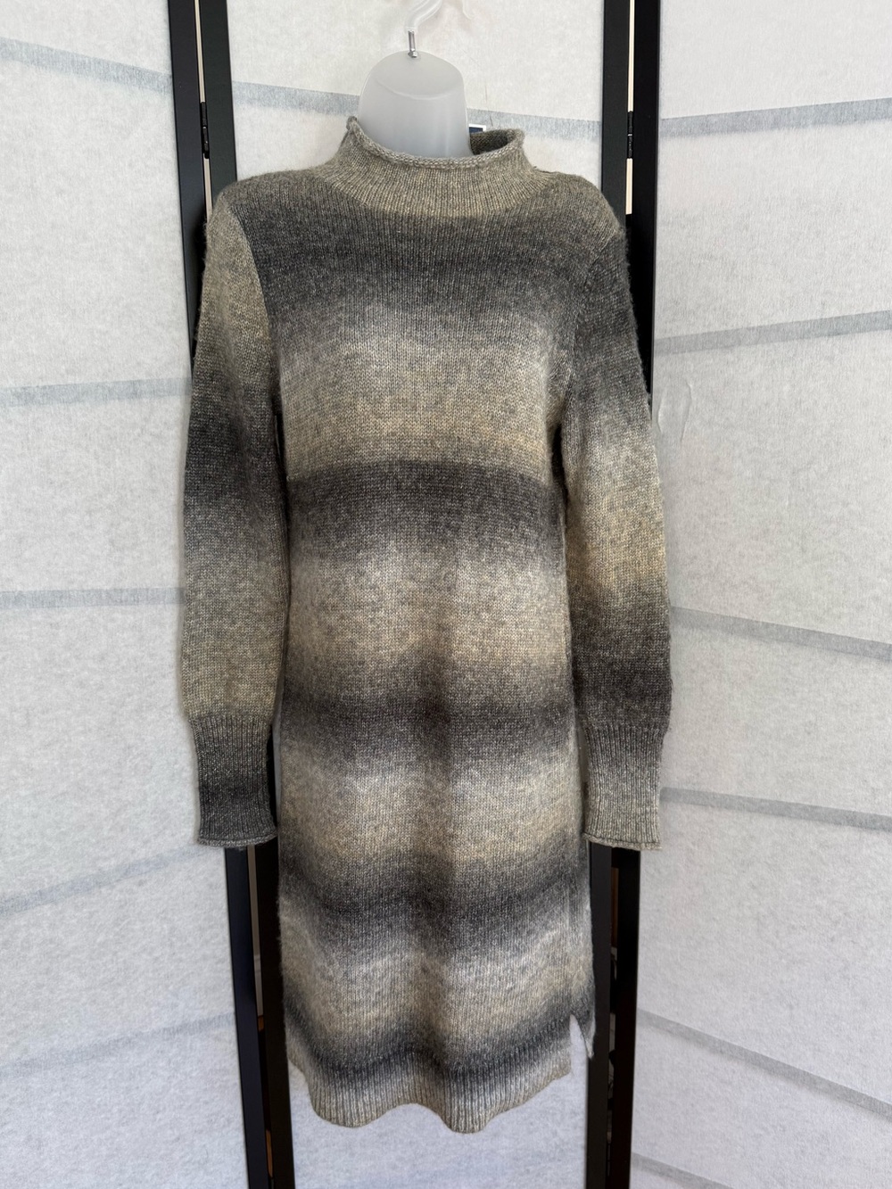 Cynthia Rowley Sweater Dress Gray Taupe Ombre Mock Neck Stretch M NWT (READ)